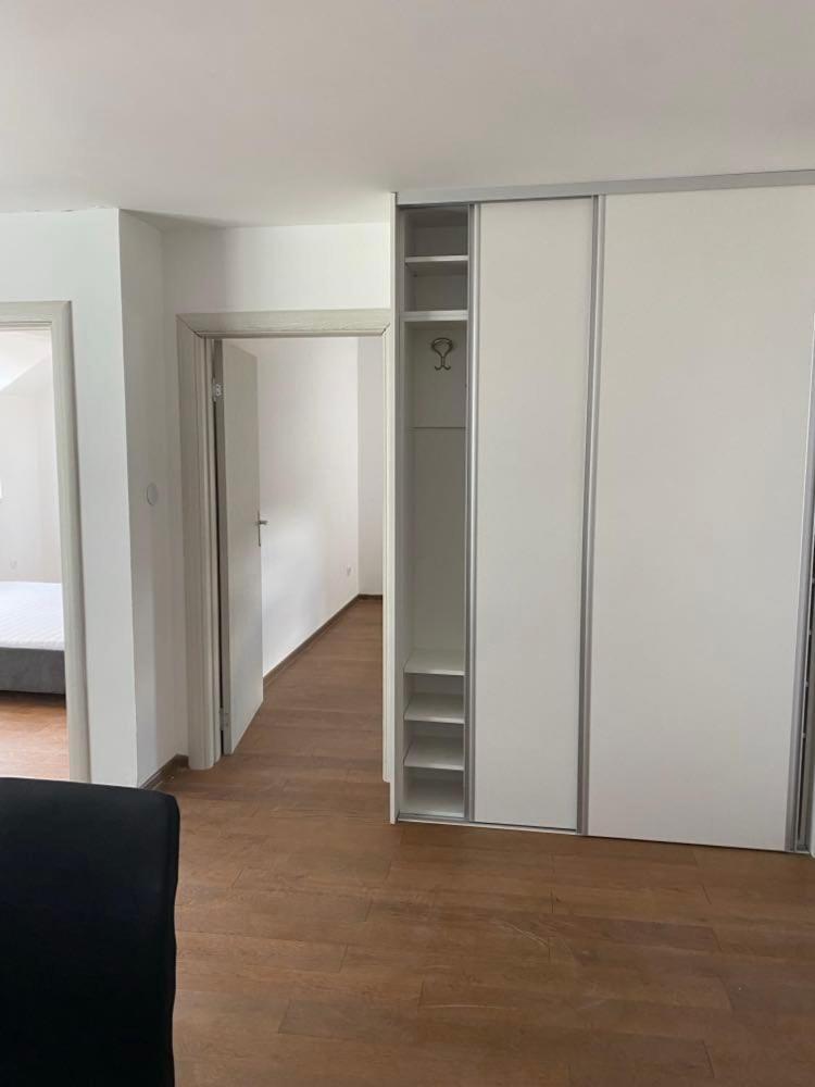 Sandra Apartmani Vrsac Ngoại thất bức ảnh